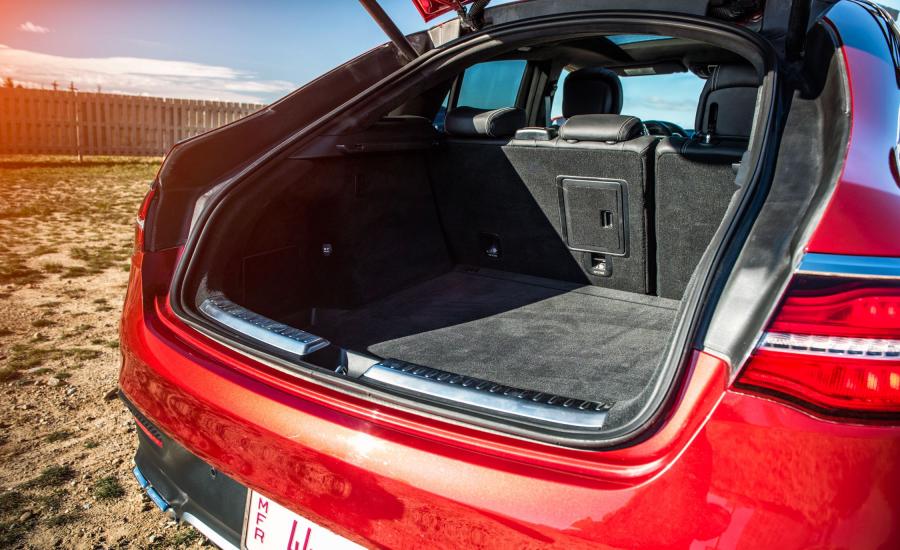  Mercedes-AMG GLE63 S 4Matic Coupe 2016 года  (US) (фото 3 из 7)